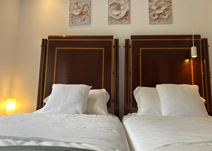 לינה וארוחת בוקר Bela Vista Al 3*